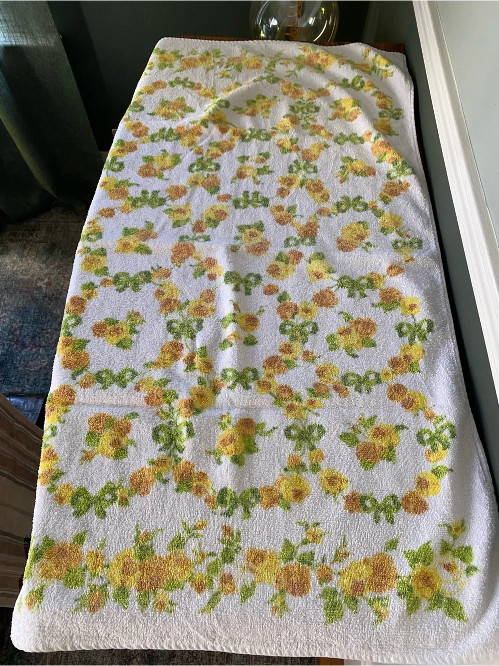 Vintage Mid Century MCM Yellow Green Floral Bathroom Towel